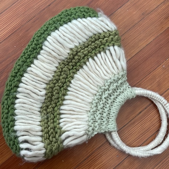 Handmade Knit Purse from Nepal - Picture 3 of 3